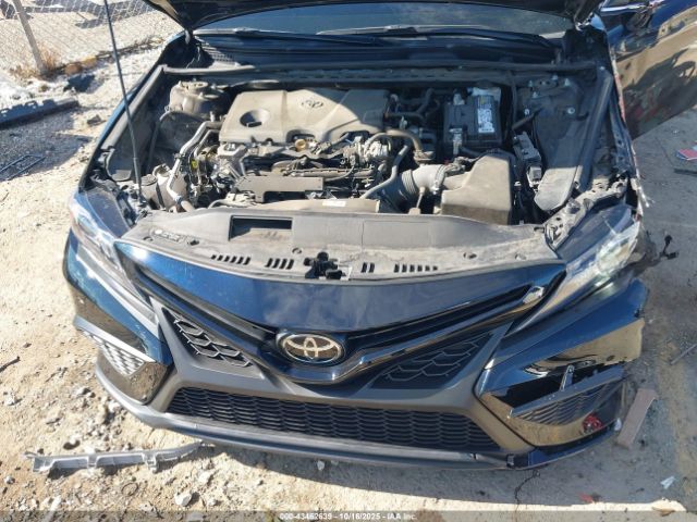 2021 TOYOTA CAMRY 4T1G11AK9MU604349 Photo 9