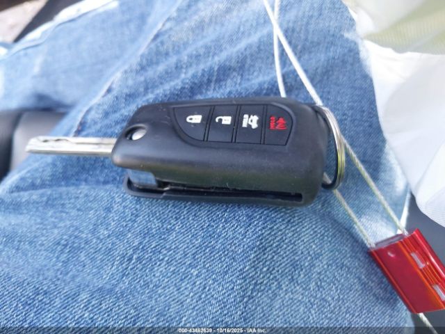 2021 TOYOTA CAMRY 4T1G11AK9MU604349 Photo 10