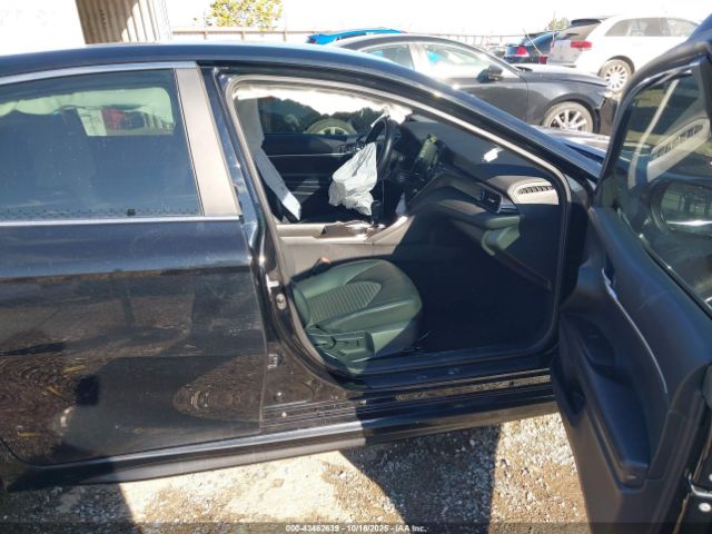 2021 TOYOTA CAMRY 4T1G11AK9MU604349 Photo 4