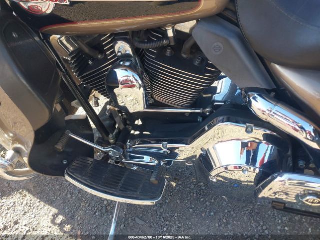 2005 HARLEY-DAVIDSON FLHTCUI 1HD1FCW165Y668672 Photo 8