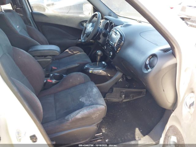 2015 NISSAN JUKE JN8AF5MV9FT557412 Photo 4