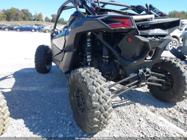 2022 CAN-AM MAVERICK X3 3JBVXAV42NE003535 Photo 2