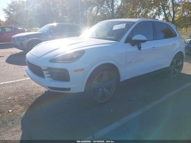 2021 PORSCHE CAYENNE WP1AA2AY7MDA02911 Photo 1