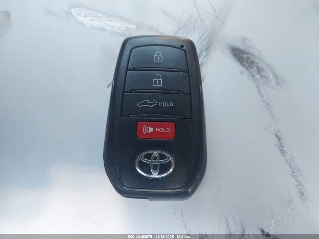 5TFLA5EC3NX008828 Toyota Tundra Sr5
