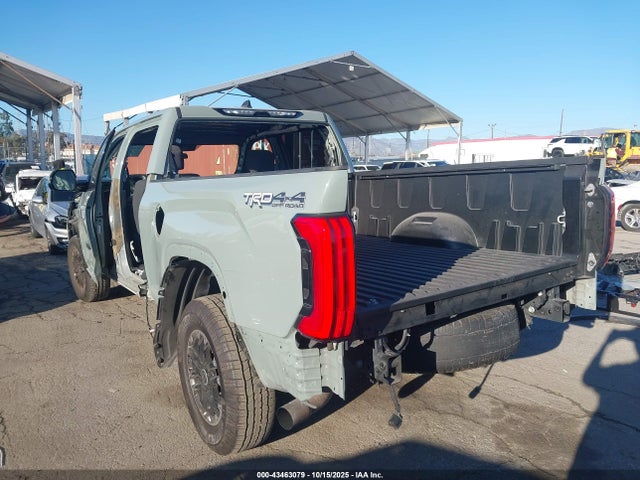 5TFLA5EC3NX008828 Toyota Tundra Sr5