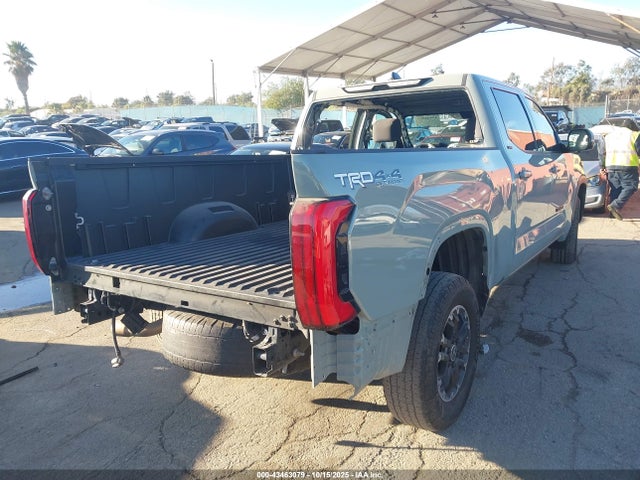 5TFLA5EC3NX008828 Toyota Tundra Sr5