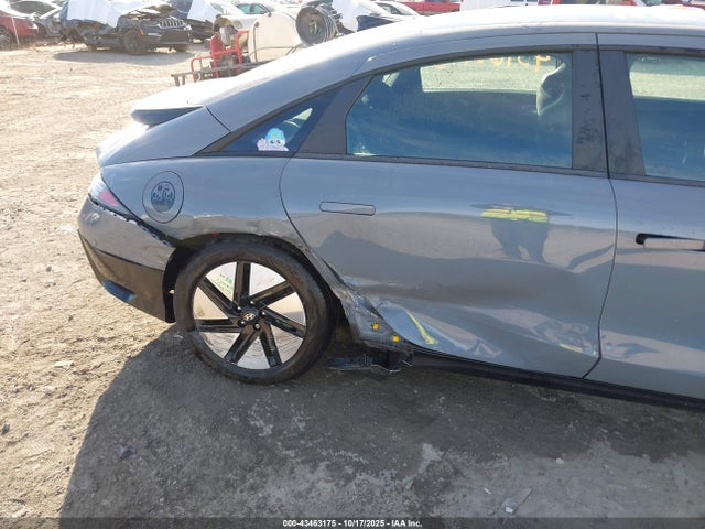 2023 HYUNDAI IONIQ 6 KMHM24AB8PA046503 Photo 5