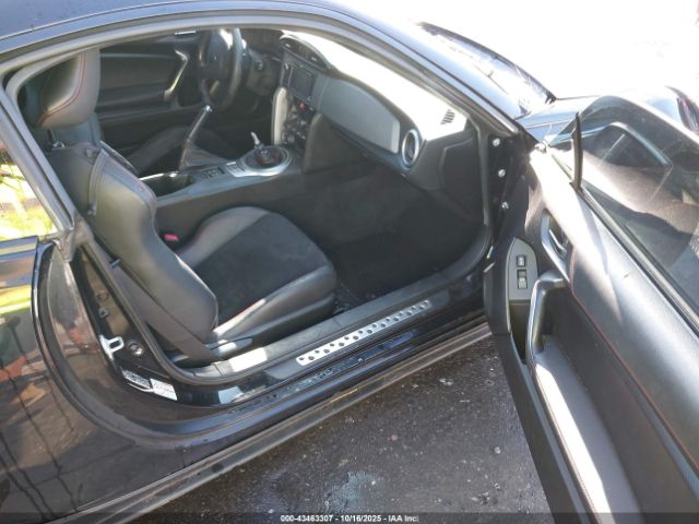 2015 SUBARU BRZ JF1ZCAC18F9601563 Photo 4