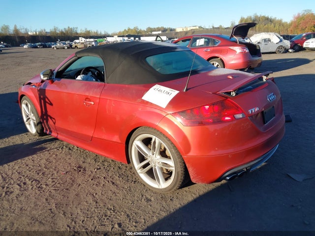 2015 AUDI TTS TRUS1AFK0F1000755 Photo 2