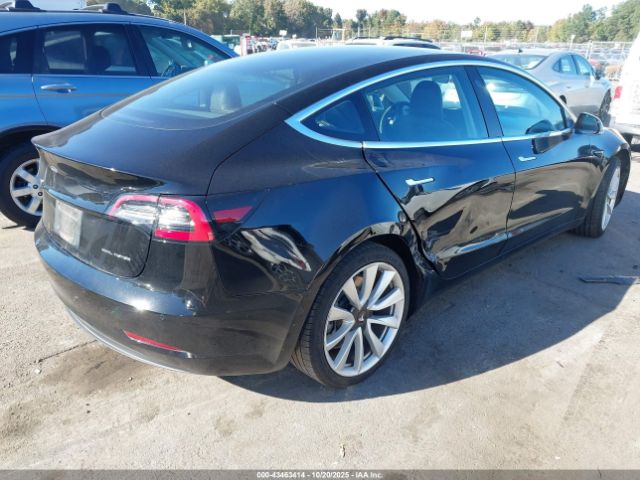 2018 TESLA MODEL 3 5YJ3E1EB6JF184958 Photo 3