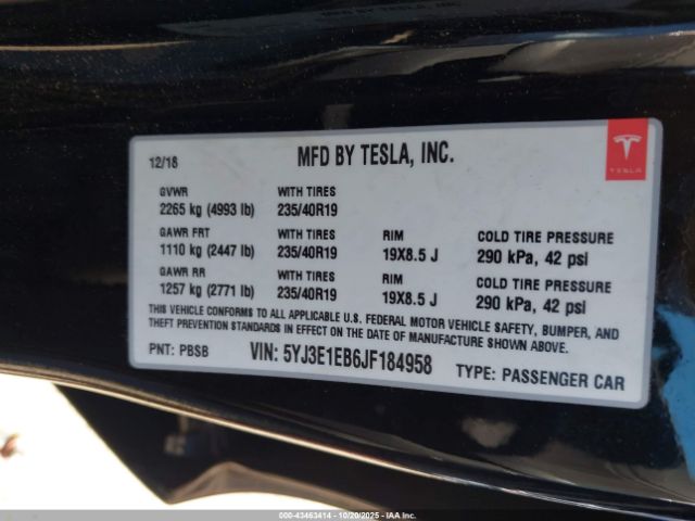 2018 TESLA MODEL 3 5YJ3E1EB6JF184958 Photo 8