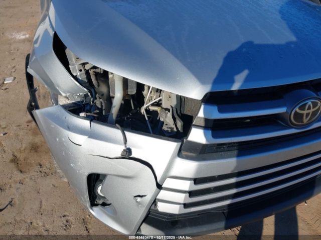 2017 TOYOTA HIGHLANDER 5TDJZRFH5HS388427 Photo 5