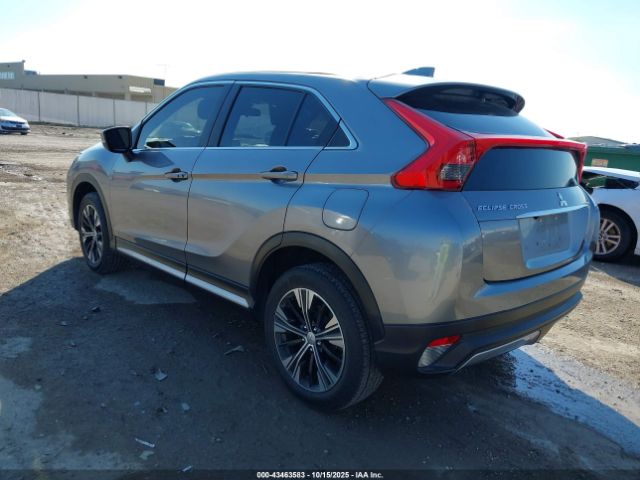 2020 MITSUBISHI ECLIPSE CROSS JA4AT5AA0LZ007136 Photo 2