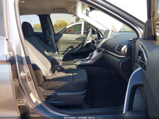 2020 MITSUBISHI ECLIPSE CROSS JA4AT5AA0LZ007136 Photo 4