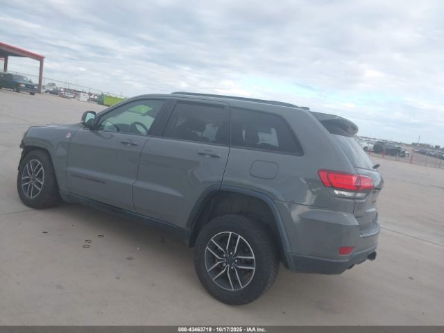 2019 JEEP GRAND CHEROKEE 1C4RJFLTXKC640988 Photo 2
