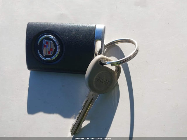 2010 CADILLAC DTS 1G6KD5EY9AU138187 Photo 10