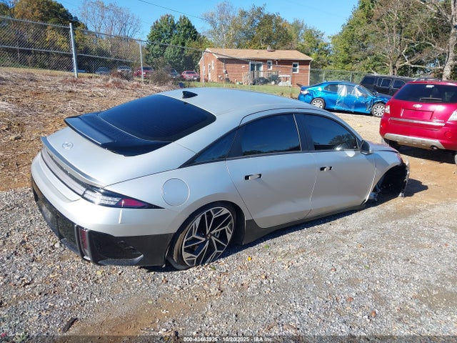 2024 HYUNDAI IONIQ 6 KMHM34AC0RA061795 Photo 3