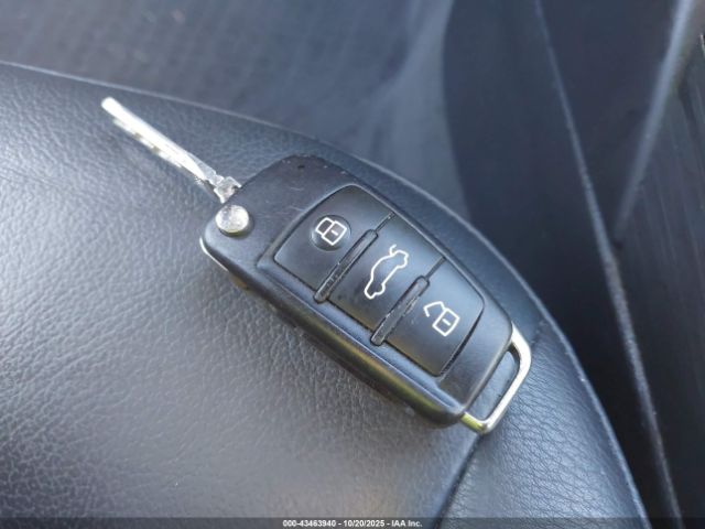 2016 AUDI A3 WAUB8GFF8G1080610 Photo 10