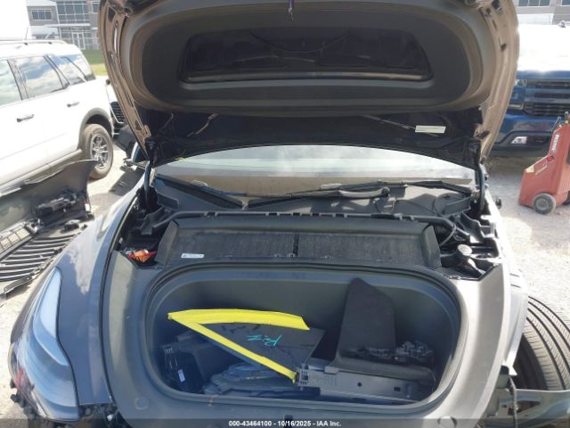 2024 TESLA MODEL Y 7SAYGDEF8RA291235 Photo 9