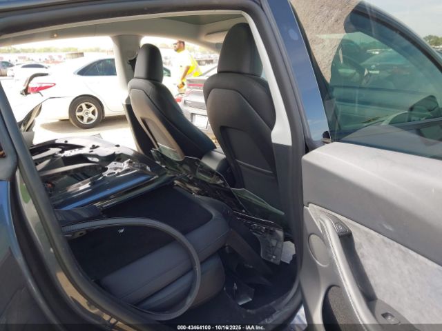 2024 TESLA MODEL Y 7SAYGDEF8RA291235 Photo 7