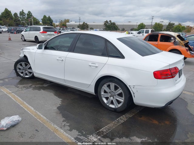 2011 AUDI A4 WAUBFAFL5BN037255 Photo 2