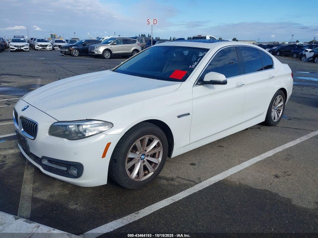 BMW 528I 2015 WBA5A5C51FD513425 Image 2