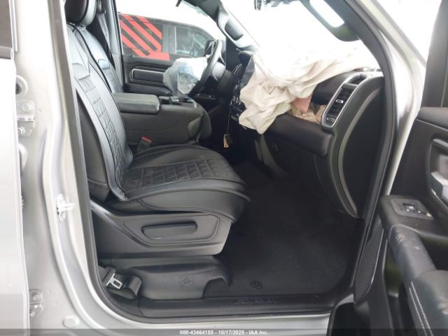 2025 RAM 1500 1C6RREFGXSN671364 Photo 4