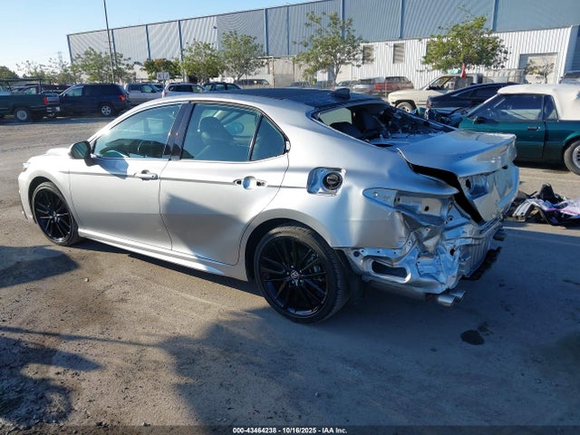 4T1K61AK2MU529392 Toyota CAMRY XSE