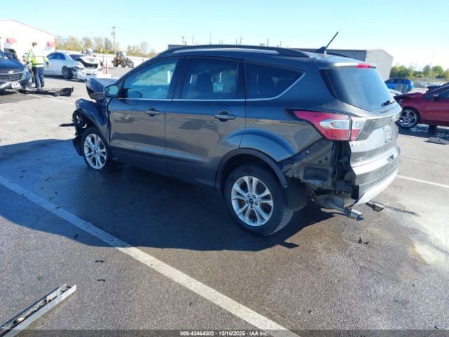 2018 FORD ESCAPE 1FMCU9GD0JUA52328 Photo 2