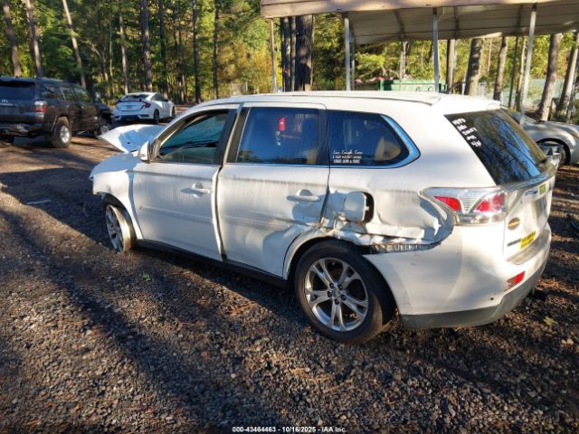 2014 MITSUBISHI OUTLANDER JA4JZ4AX5EZ013739 Photo 2
