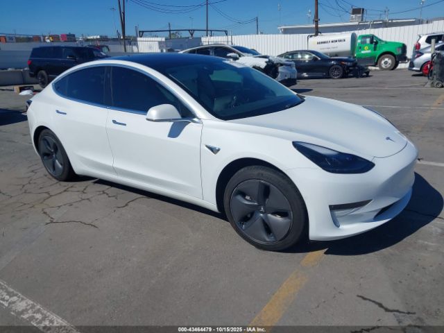 2018 TESLA MODEL 3 5YJ3E1EA0JF168813 Photo 0
