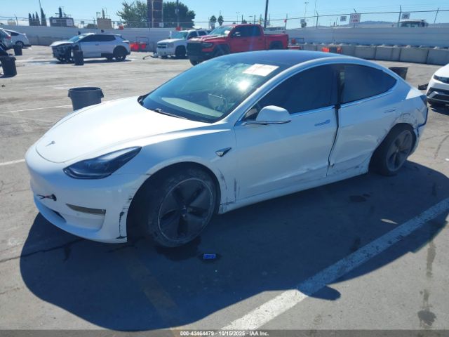 2018 TESLA MODEL 3 5YJ3E1EA0JF168813 Photo 1