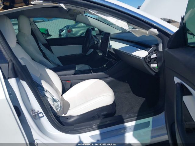 2018 TESLA MODEL 3 5YJ3E1EA0JF168813 Photo 4