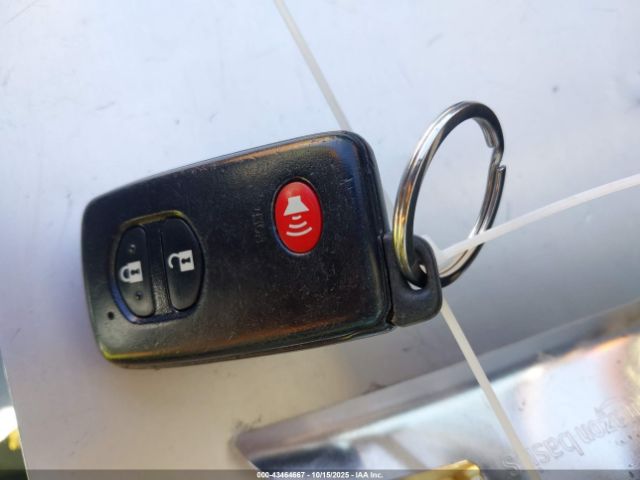 2014 TOYOTA PRIUS JTDKN3DU5E0377620 Photo 10