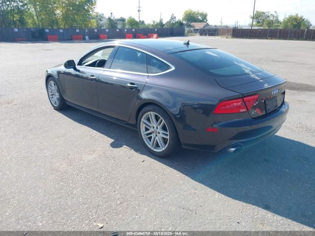 2015 AUDI A7 WAUWGAFC4FN002291 Photo 2