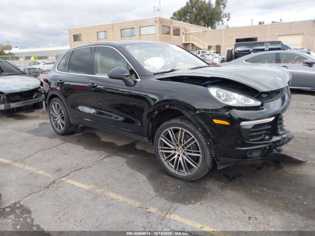 2016 PORSCHE CAYENNE WP1AA2A26GKA09375 Photo 0
