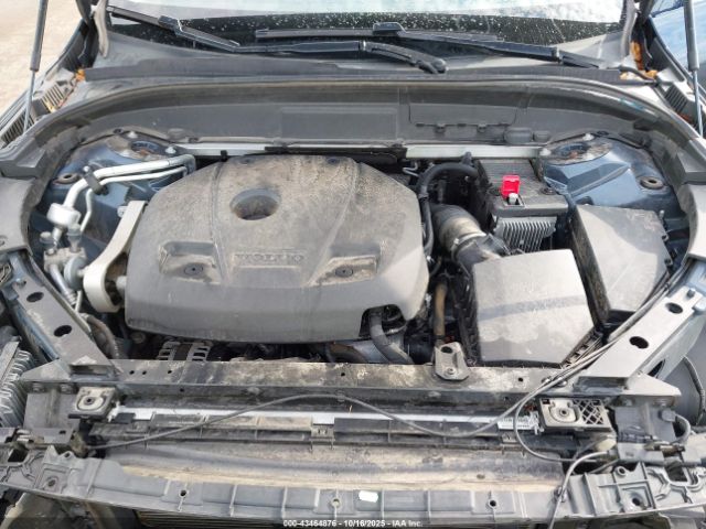 2021 VOLVO XC60 YV4102RKXM1765542 Photo 9