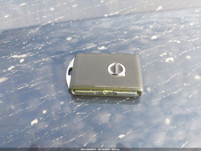 2021 VOLVO XC60 YV4102RKXM1765542 Photo 10