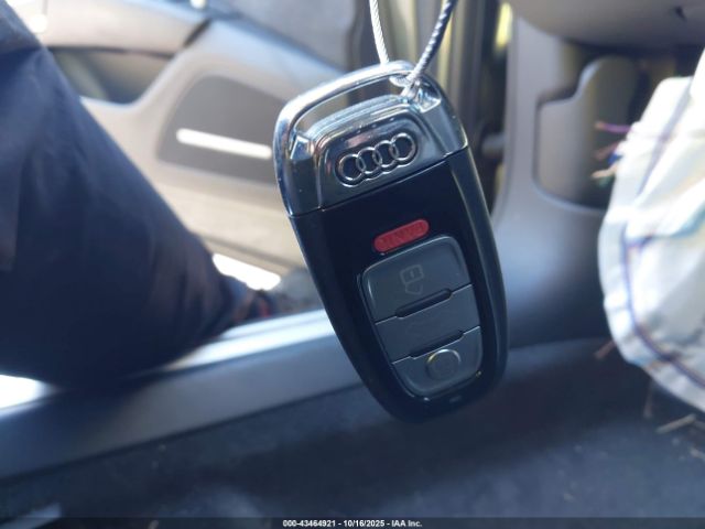 2017 AUDI A8 L WAU44AFD3HN009745 Photo 10