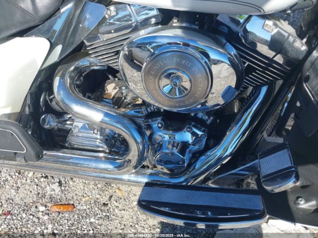 2004 HARLEY-DAVIDSON FLHTCUI 1HD1FCW124Y623582 Photo 7