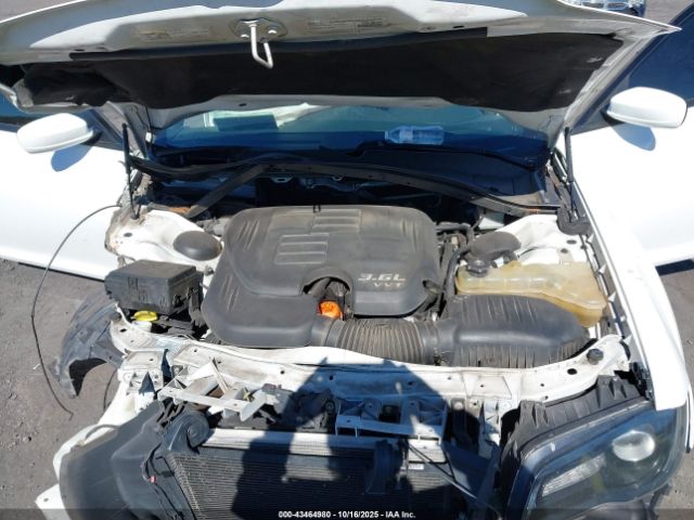 2016 CHRYSLER 300 2C3CCAGG2GH329189 Photo 9