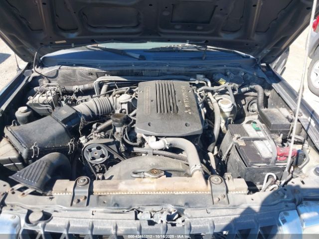 2001 MITSUBISHI MONTERO SPORT JA4MT31H51P008337 Photo 9