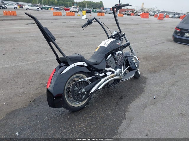 2013 VICTORY MOTORCYCLES BOARDWALK 5VPRB36N0D3015500 Photo 3