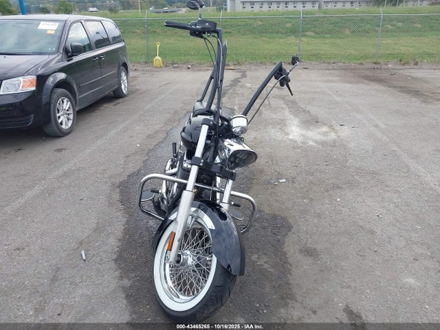 2013 VICTORY MOTORCYCLES BOARDWALK 5VPRB36N0D3015500 Photo 4