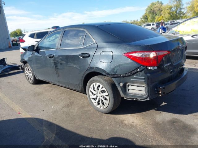 2017 TOYOTA COROLLA 2T1BURHE0HC760822 Photo 2