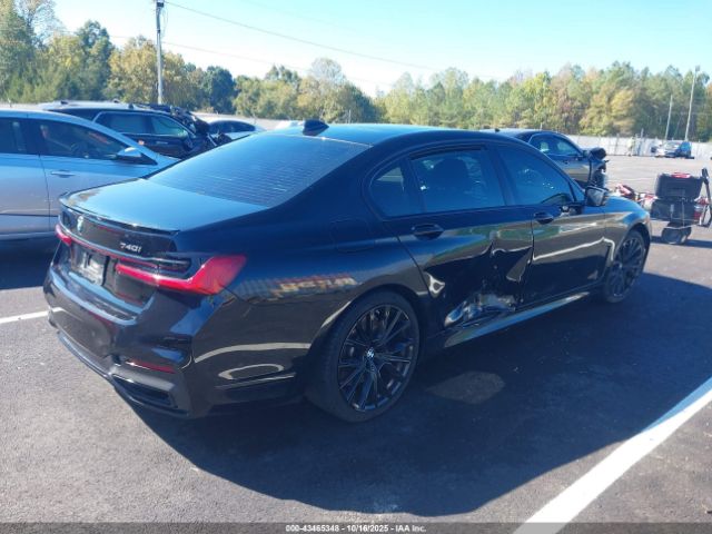2022 BMW 740 WBA7T2C08NCJ56819 Photo 3