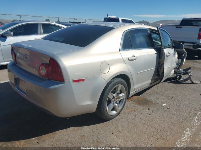 2010 CHEVROLET MALIBU 1G1ZC5E00AF321869 Photo 3