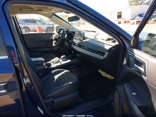 2022 MITSUBISHI OUTLANDER JA4J4UA84NZ066679 Photo 4