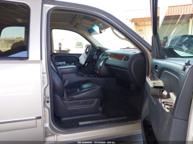 2013 CHEVROLET TAHOE 1GNSKCE02DR360795 Photo 4