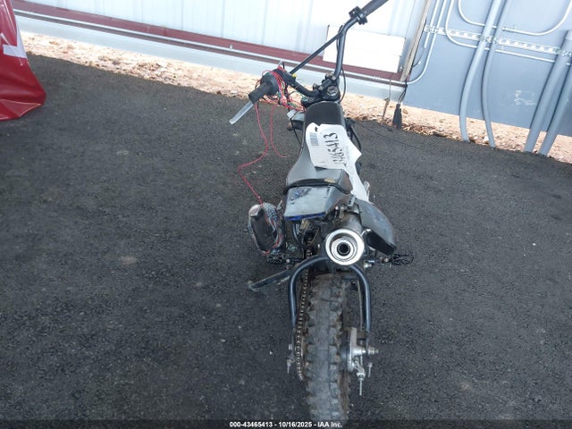 L08YGE1C6M1002656 Apollo 250cc Dirt Bike